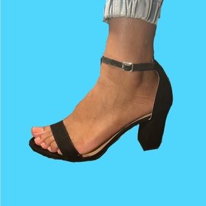 Madden girl / black heels / size 8.5